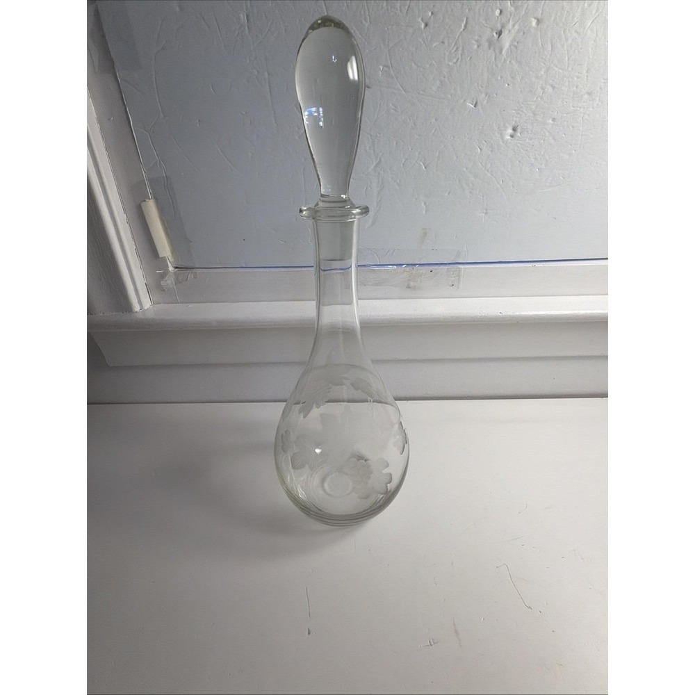Toscany 15" Hand Blown Hand Cut Crystal Wine Decanter Etched Grape Vine VTG